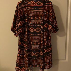 Tribal print coral & black kimono